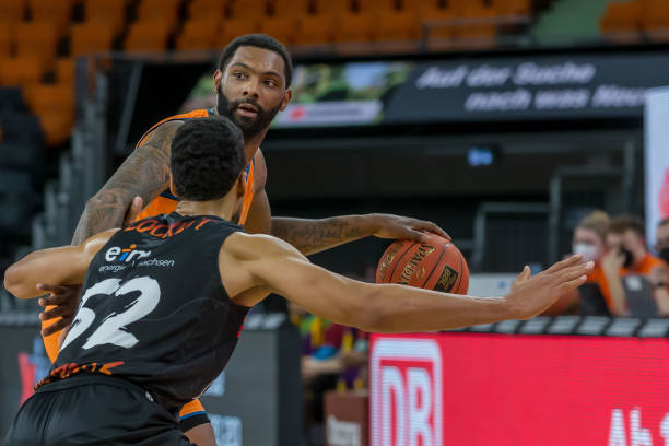 盘带犀利 盘带犀利